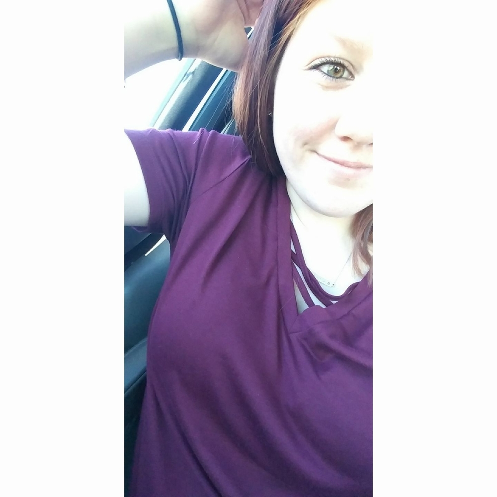 Meet your Posher, Kayla